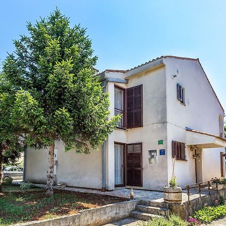 Holiday Home Ermanna Pula Zewnętrze zdjęcie