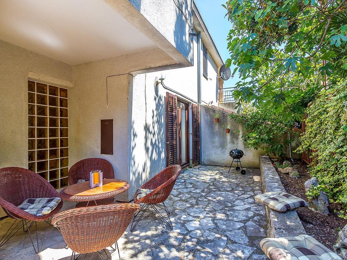 Holiday Home Ermanna Pula Zewnętrze zdjęcie