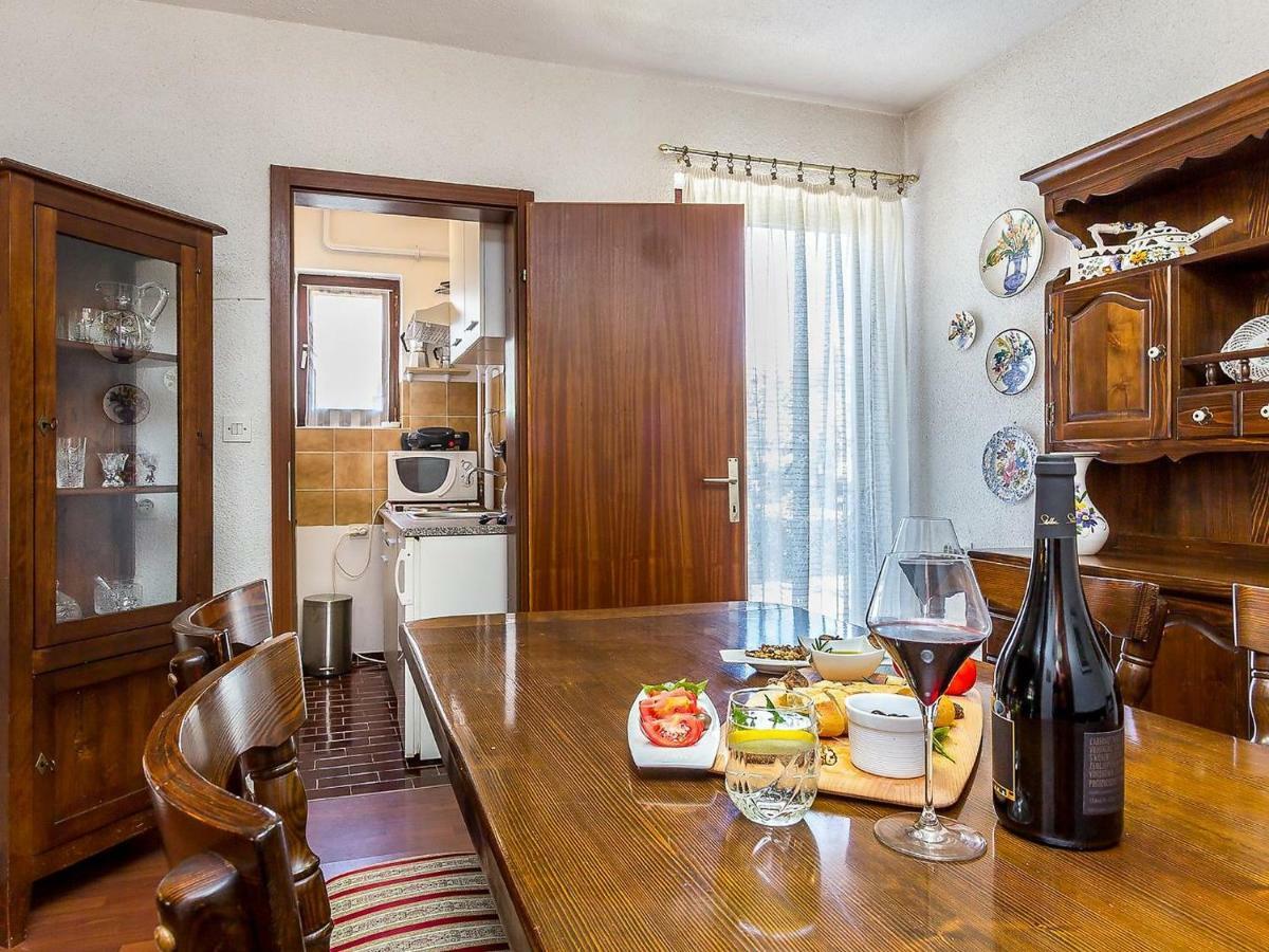 Holiday Home Ermanna Pula Zewnętrze zdjęcie